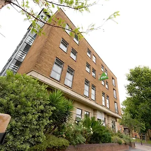 https://yha-london-thameside.cambridgehotelsuk.com